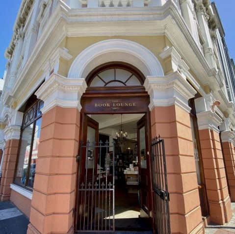 The Book Lounge fica em um casarão histórico no centro da Cidade do Cabo • Instagram/The Book Lounge