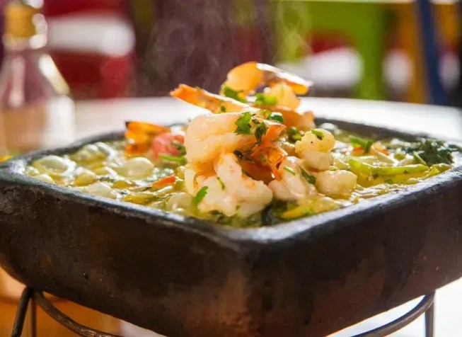 Remanso do Peixe é famoso por suas porções fartas de moquecas e caldeiradas • Divulgação