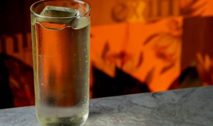 A coquetelaria contemporânea é complexa, mas não faz barulho