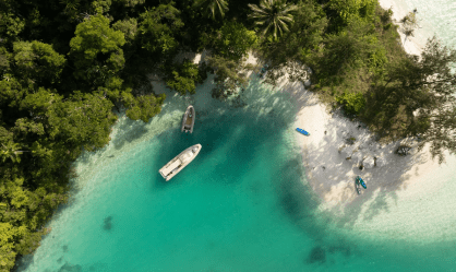 Por que viajantes de luxo se apaixonaram pelas ilhas remotas da Indonésia