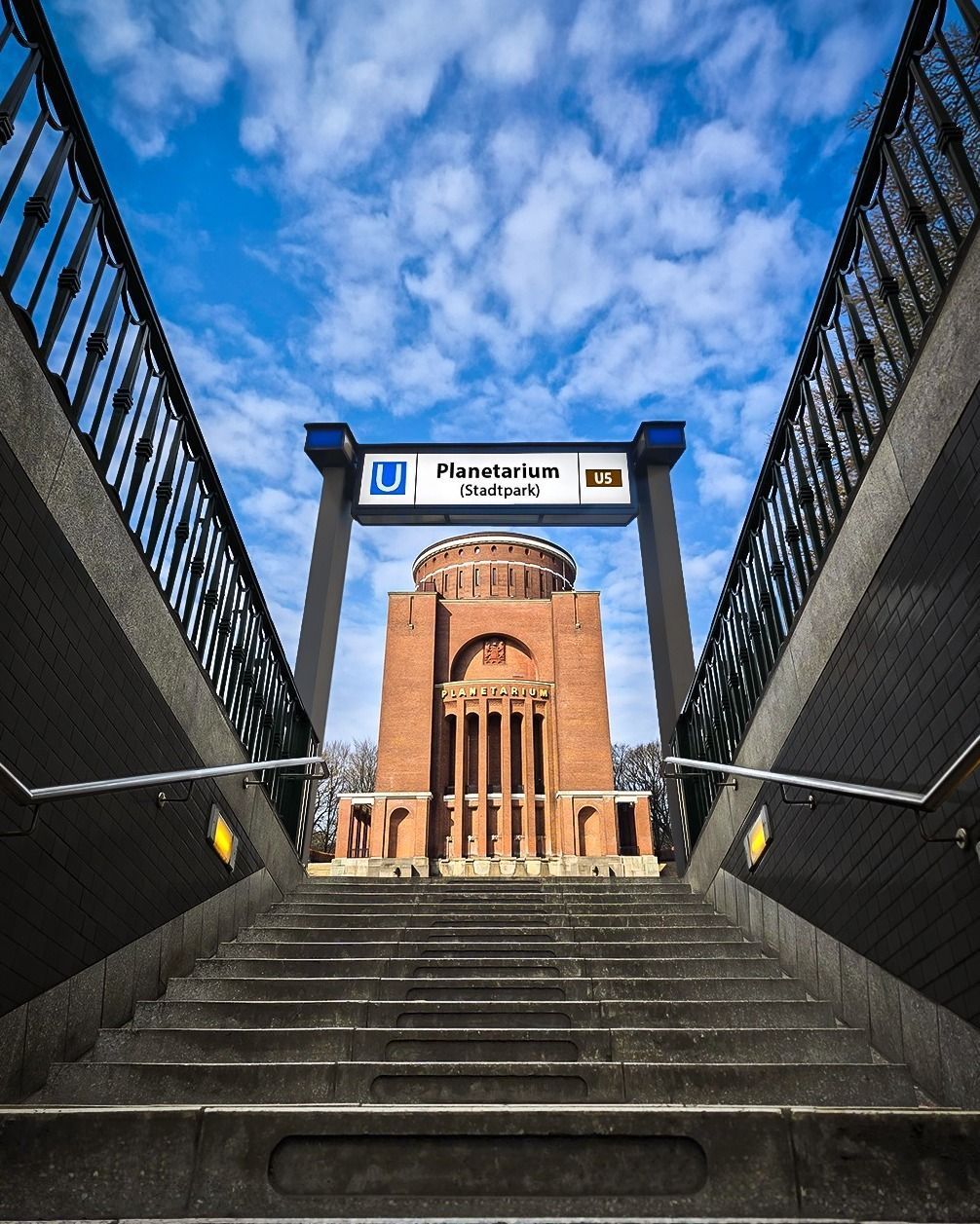 Planetário de Hamburgo recebe cerca de 300 mil visitantes por ano • Instagram/Planetarium Hamburg