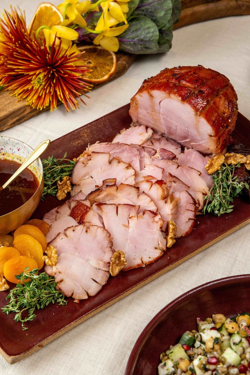 Tender Glaceado é uma das sugestões de prato principal para encomenda do Empório Jardim • Tomás Rangel