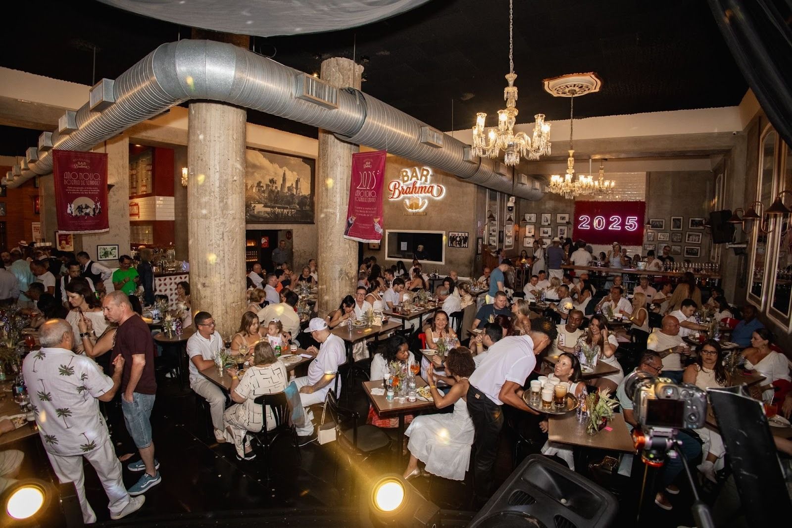 Bar Brahma repetirá a dose do ano passado e terá festa de Réveillon com atrações musicais no sistema all inclusive • Divulgação