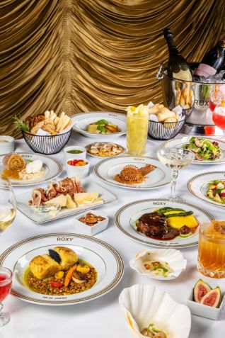 Ceia de Réveillon do Roxy • Tomas Rangel