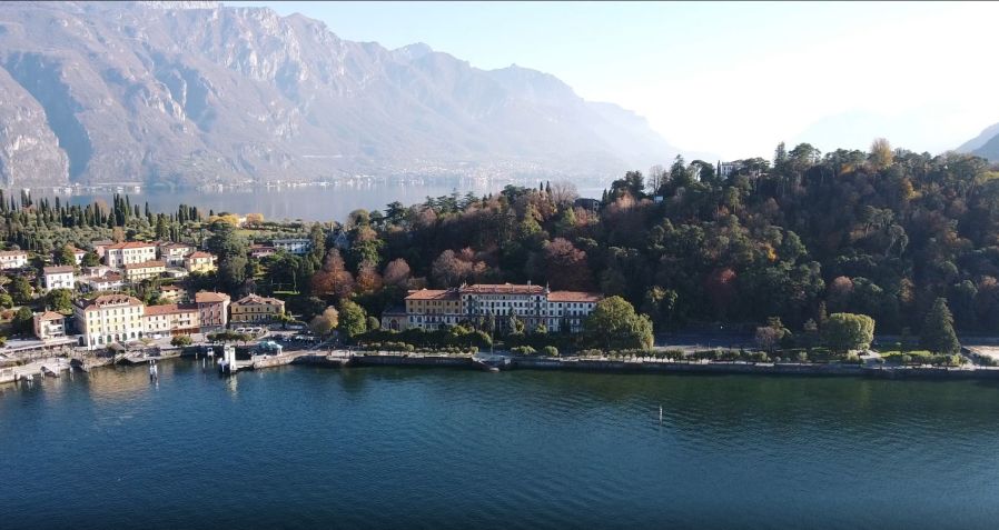 Vista aérea do inédito The Ritz-Carlton Lake Como, na Itália • Divulgação