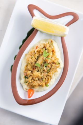 Clássico restaurante de peixes e frutos do mar, Amadeus abre as portas no primeiro dia do ano • Ricardo D'Angelo