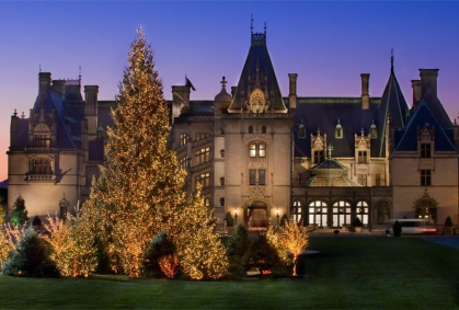 Maior casa dos EUA se transforma para o Natal com decoração grandiosa