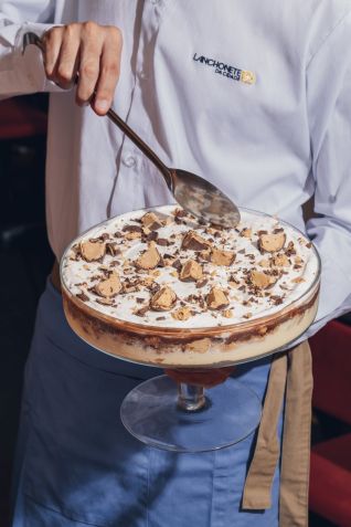 Pavê de bombom servido na Lanchonete da Cidade • Divulgação