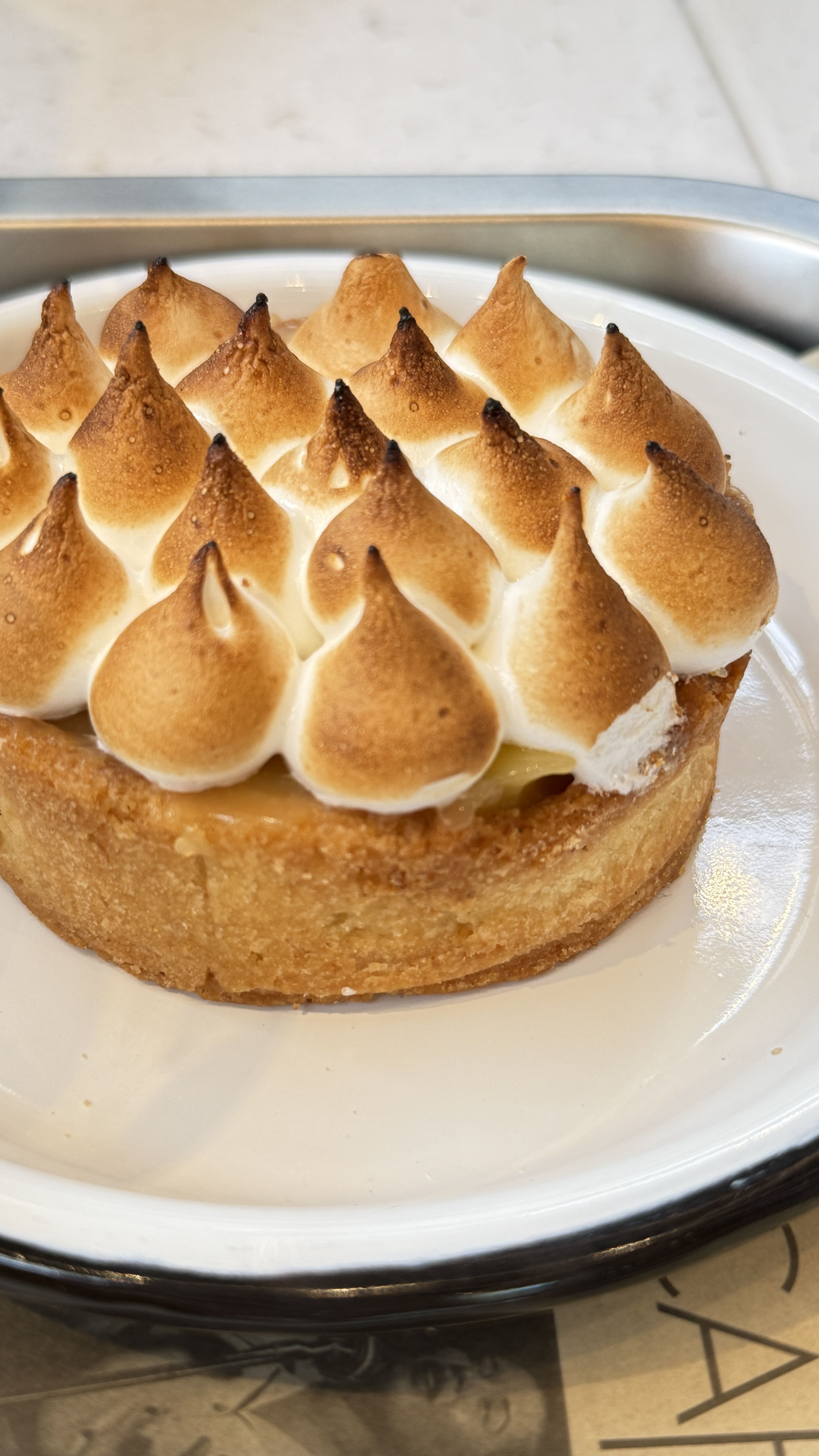 Torta de limão siciliano com merengue • Tina Bini