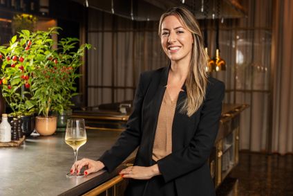 Júlia Derado - Rosewood