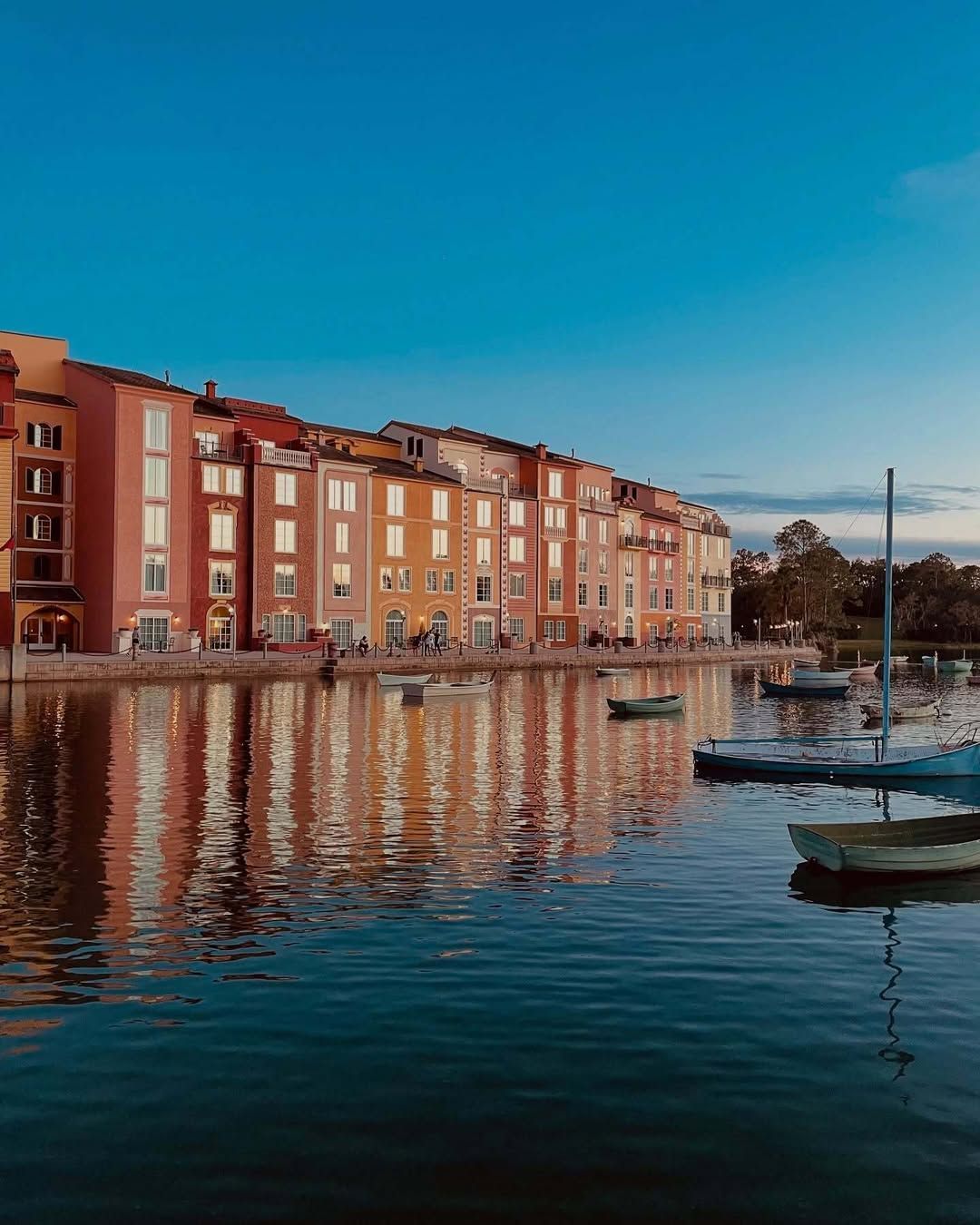 Loews Portofino Bay Hotel é uma das opções de alto-padrão no Universal Orlando Resort • Instagram/Hotels at Universal Orlando