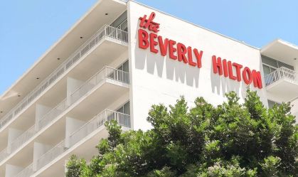 Conheça o The Beverly Hilton, hotel que sedia o Globo de Ouro