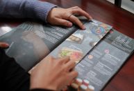 Bares e restaurantes de SP não serão obrigados a oferecer cardápio impresso