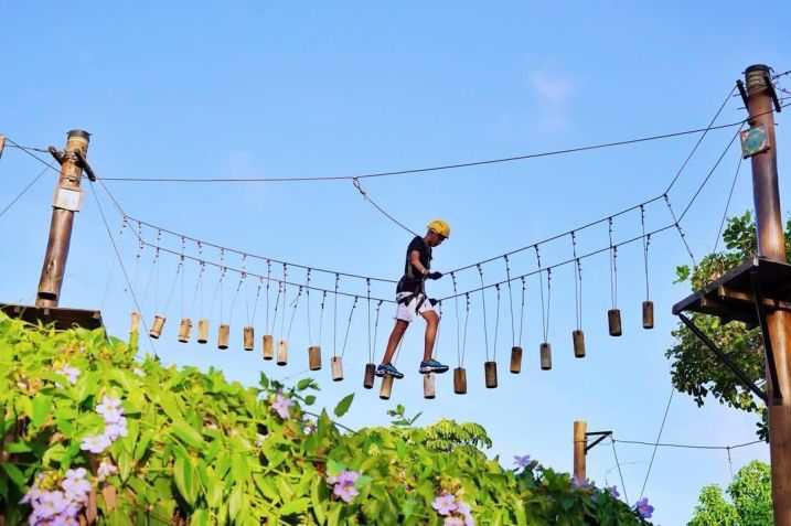 Parque em Aquiraz tem tirolesa, arvorismo e mais atrações para todas as idades • Instagram/Engenhoca Parque