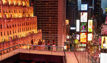 Times Square ganha mirante no prédio da famosa bola de Ano-Novo de NY