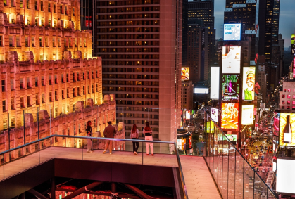 Times Square ganha mirante no prédio da famosa bola de Ano-Novo de NY