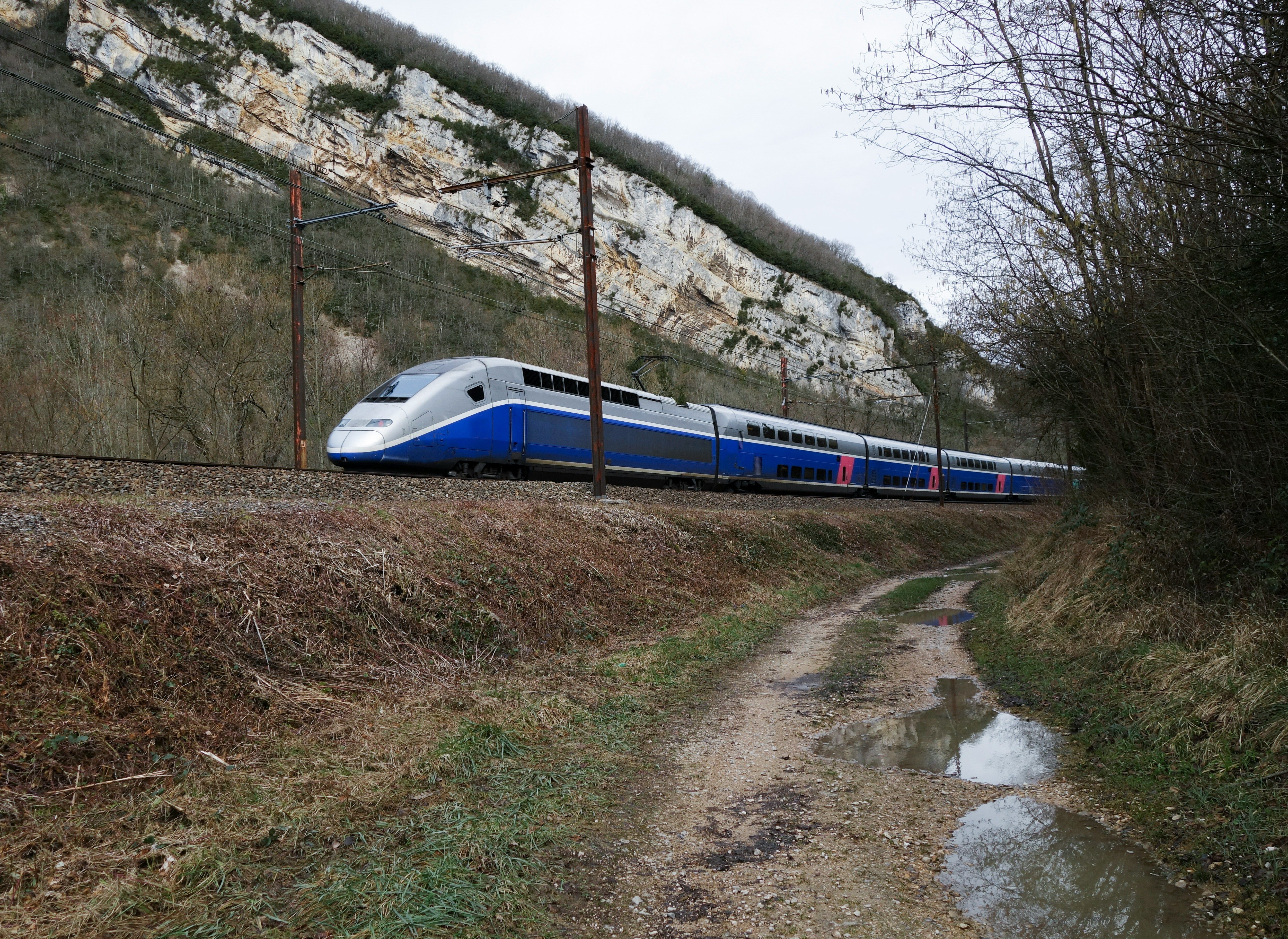 trem de alta velocidade frança