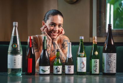 Sommelière Jade Mayworm, do Elena, no Rio de Janeiro, recomenda lugares para provar saquês no Japão