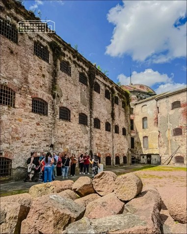 Espacio de Arte Contemporáneo fica no prédio de uma antiga prisão • Instagram/Espacio de Arte Contemporáneo