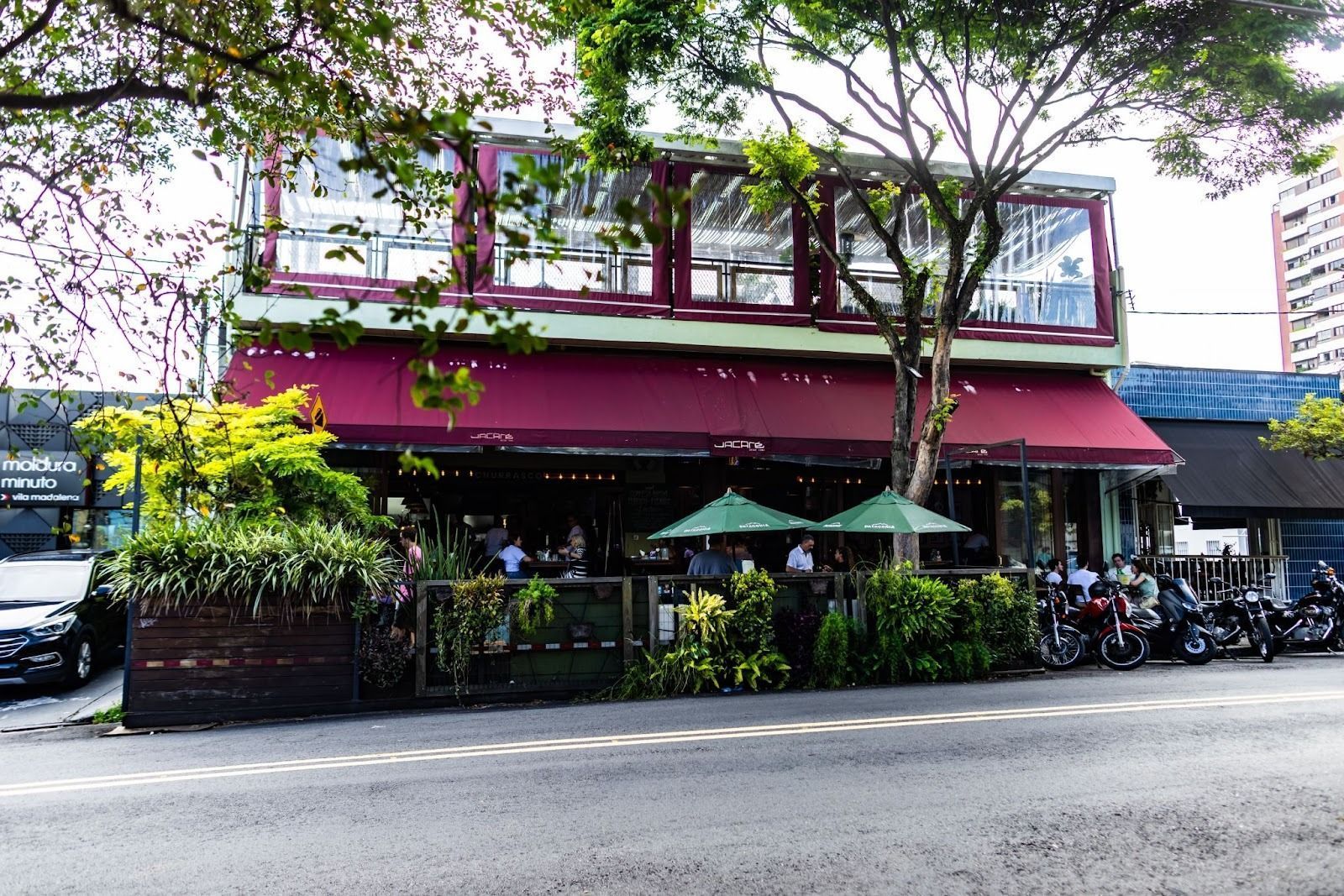Fachada do Jacaré Grill • Divulgação