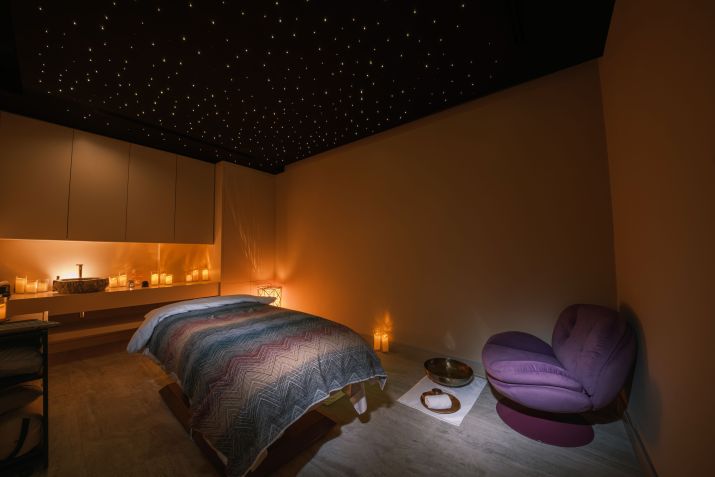 Sohum tem terapias pautadas na medicina tradicional indiana, focando no corpo, mente e espírito • Divulgação