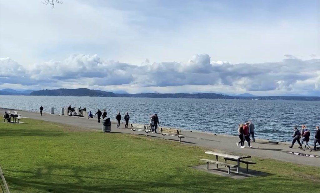 Alki Beach é um lugar ideal para passar o dia com crianças • Flickr/Seattle Parks and Recreation