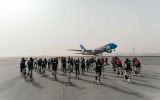 Pista do Aeroporto de Dubai transformou-se em arena de ciclismo durante o Dubai Fitness Challenge de 2025 