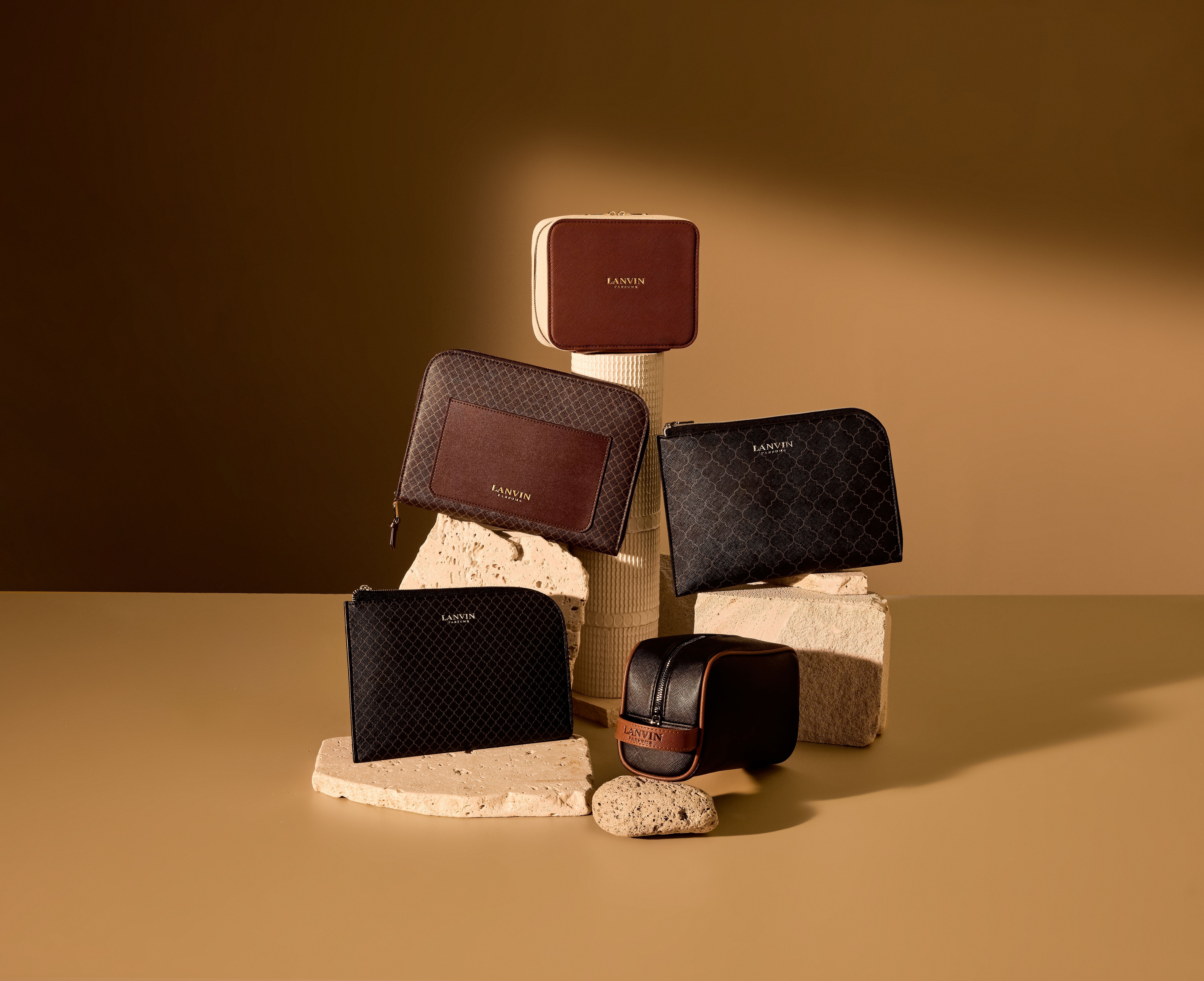 Kits da Lanvin entregues aos passageiros da executiva da Turkish Airlines • Divulgação