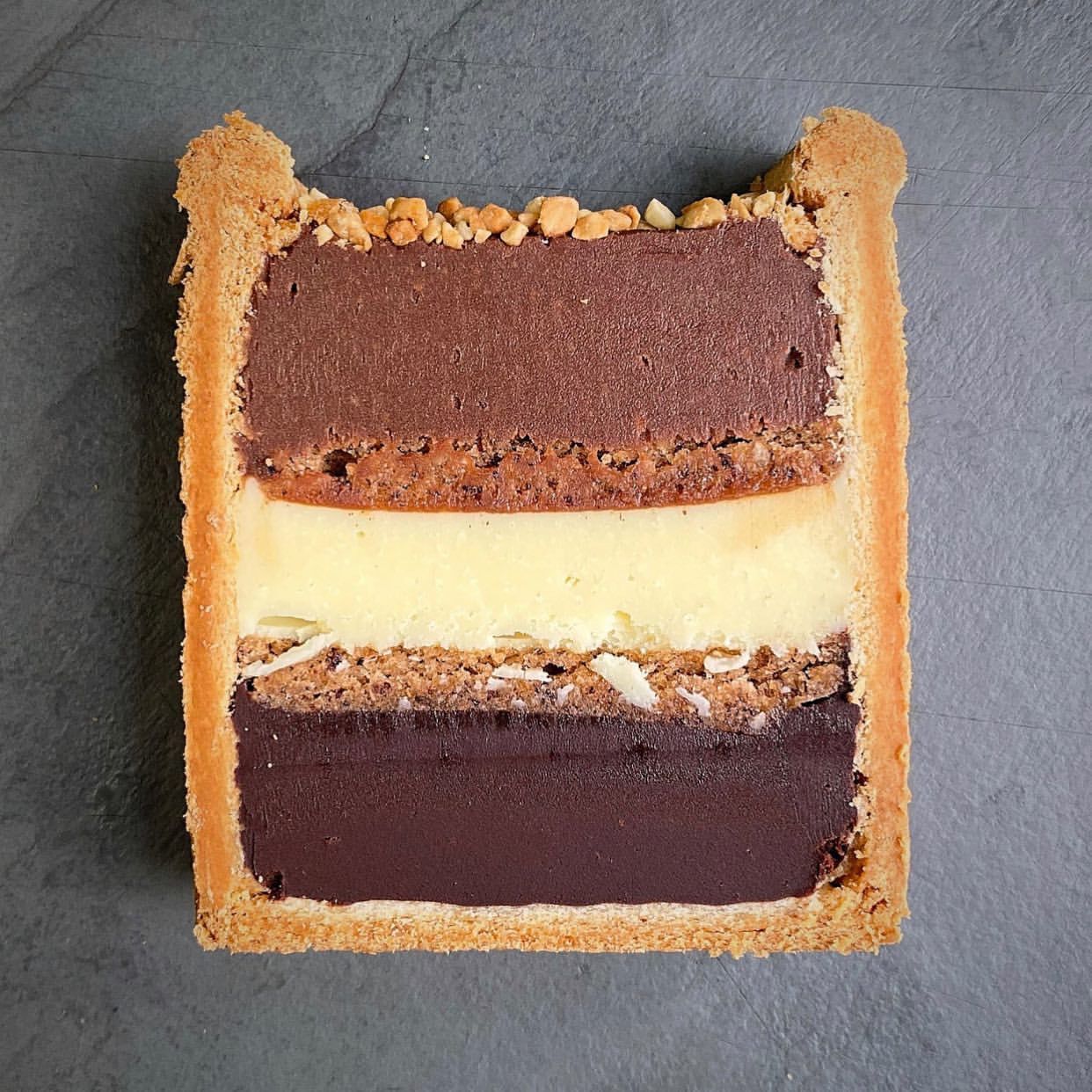 Pâté Croûte 3 chocolates do Les Charcutiers • Divulgação
