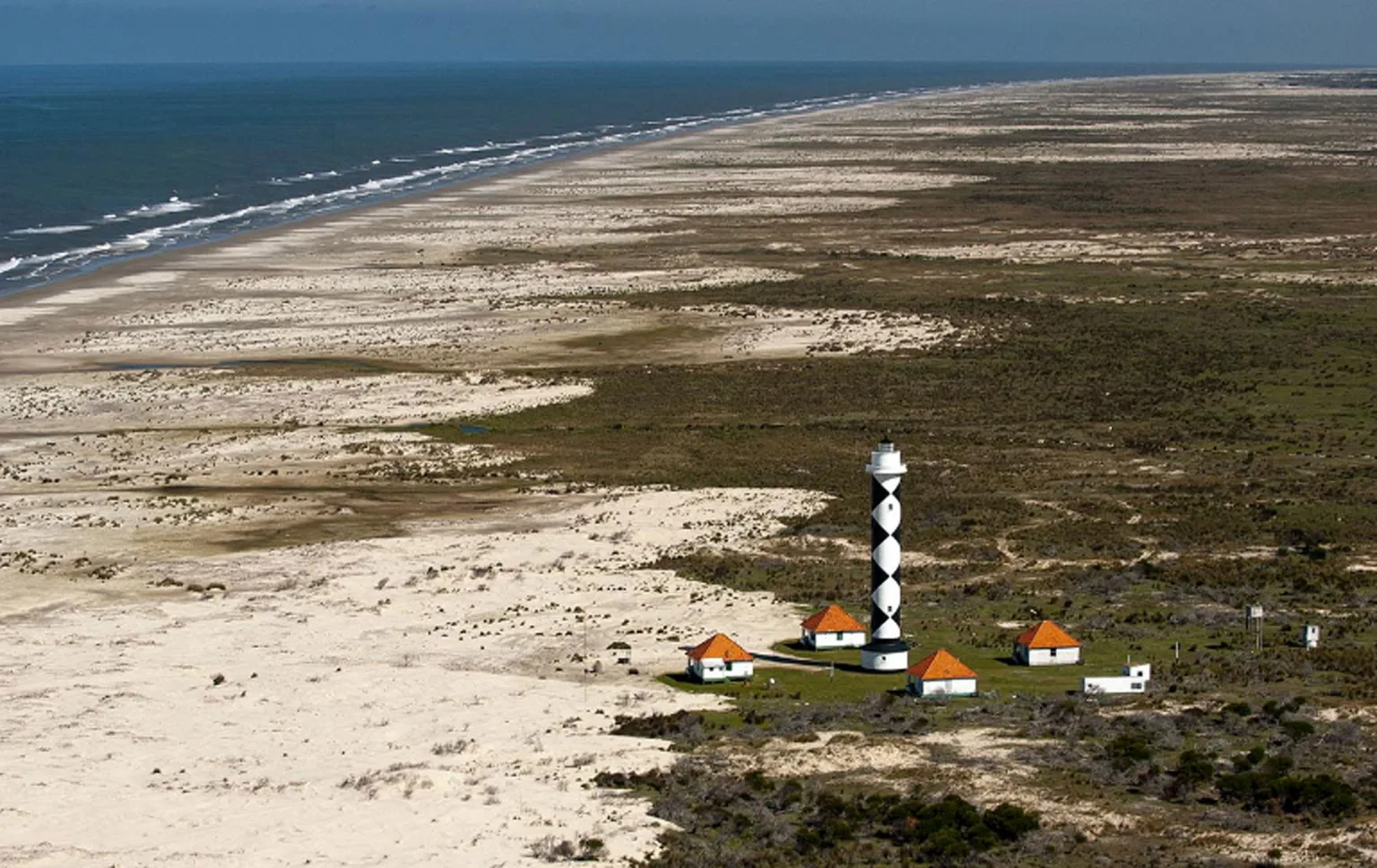 Farol Albardão, em Santa Vitória do Palmar, no Rio Grande do Sul