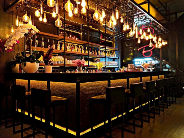 Guest bartending é plataforma de carreira para os bartenders, com ganho de maior visibilidade • Unsplash