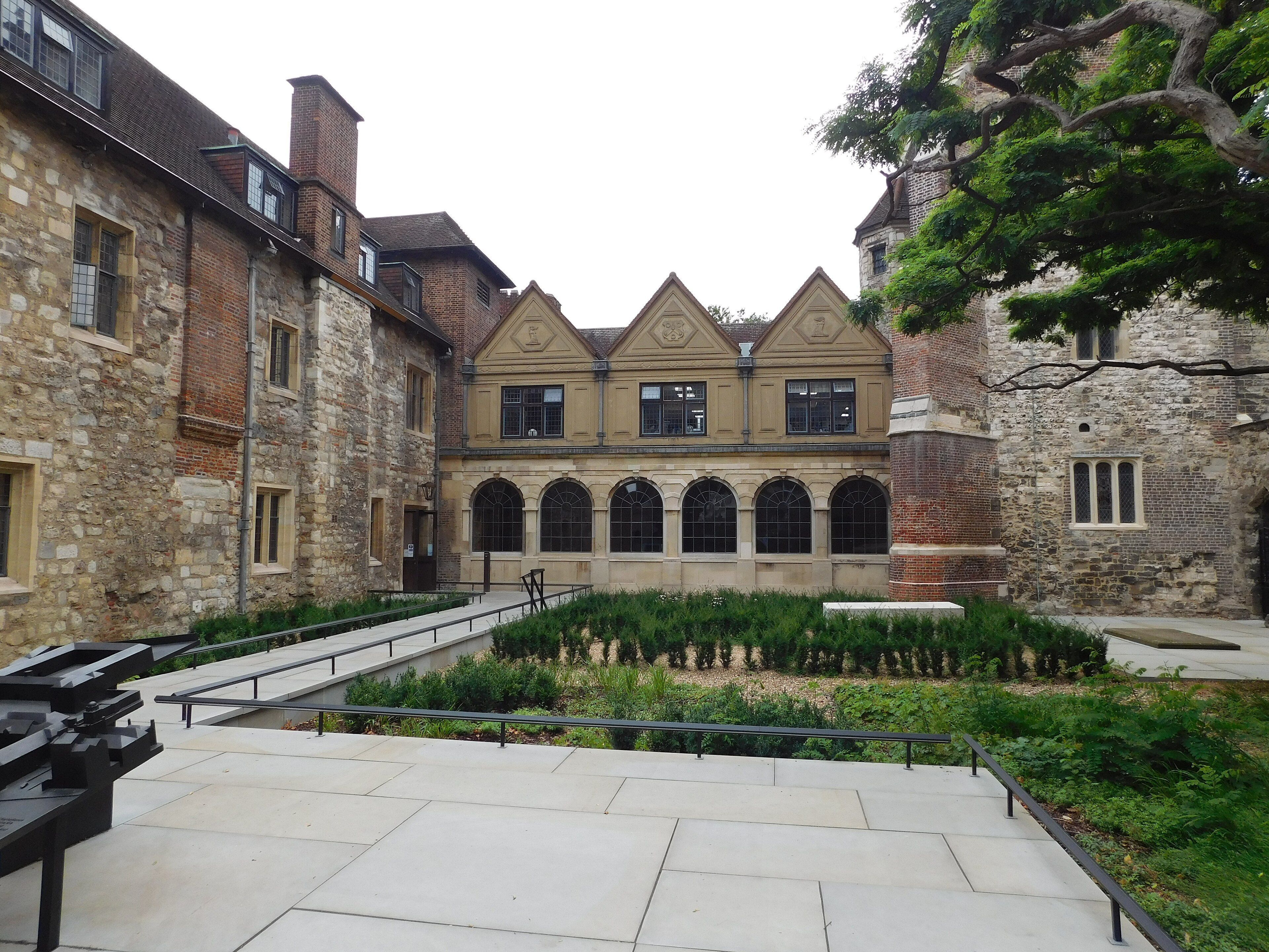 Charterhouse reúne construções medievais em Londres e abriga uma casa de acolhimento para idosos • Paul the Archivist/Wikimedia Commons/CC BY-SA 4.0