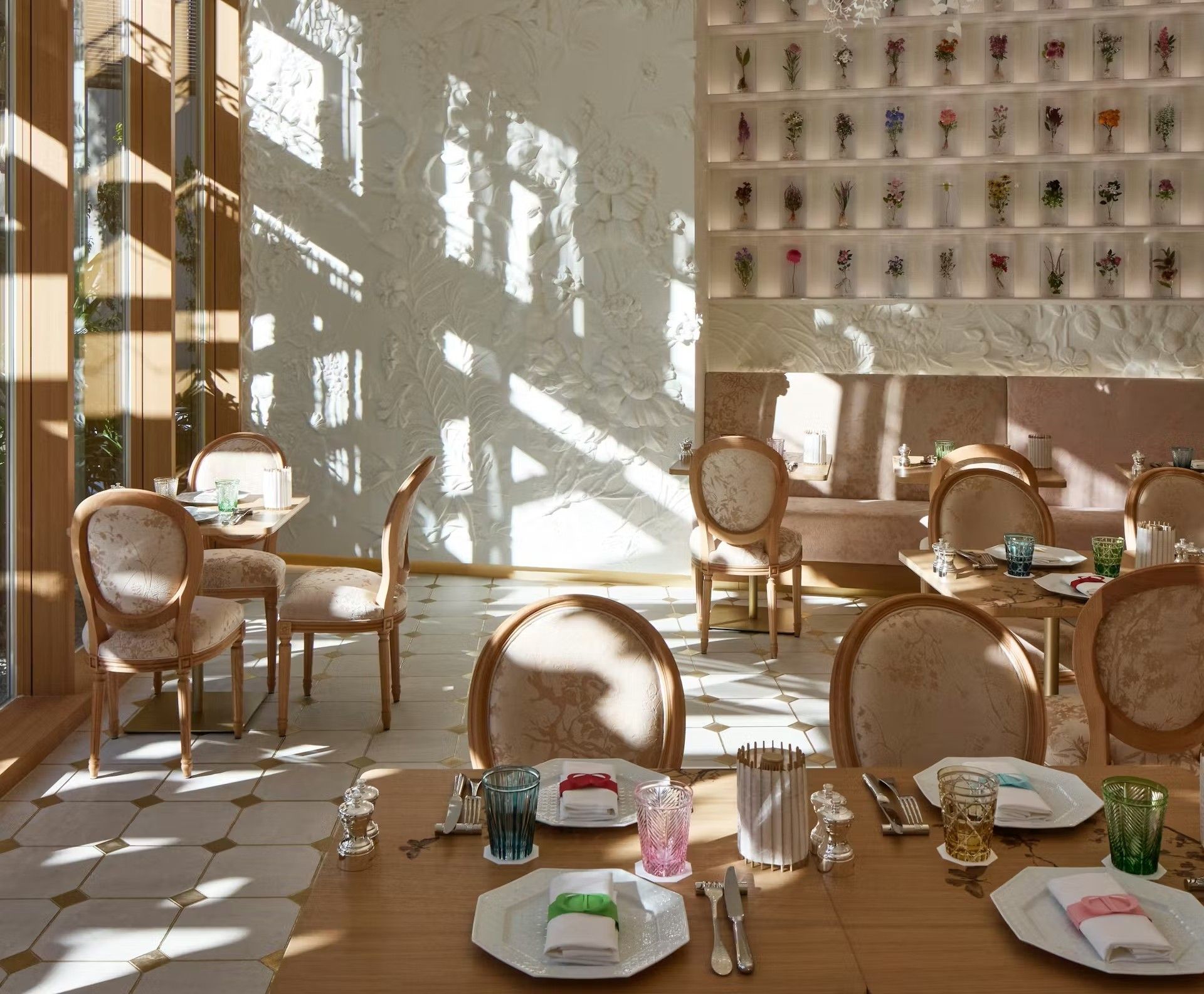 dior-cafe-toquio.jpg?w=1024