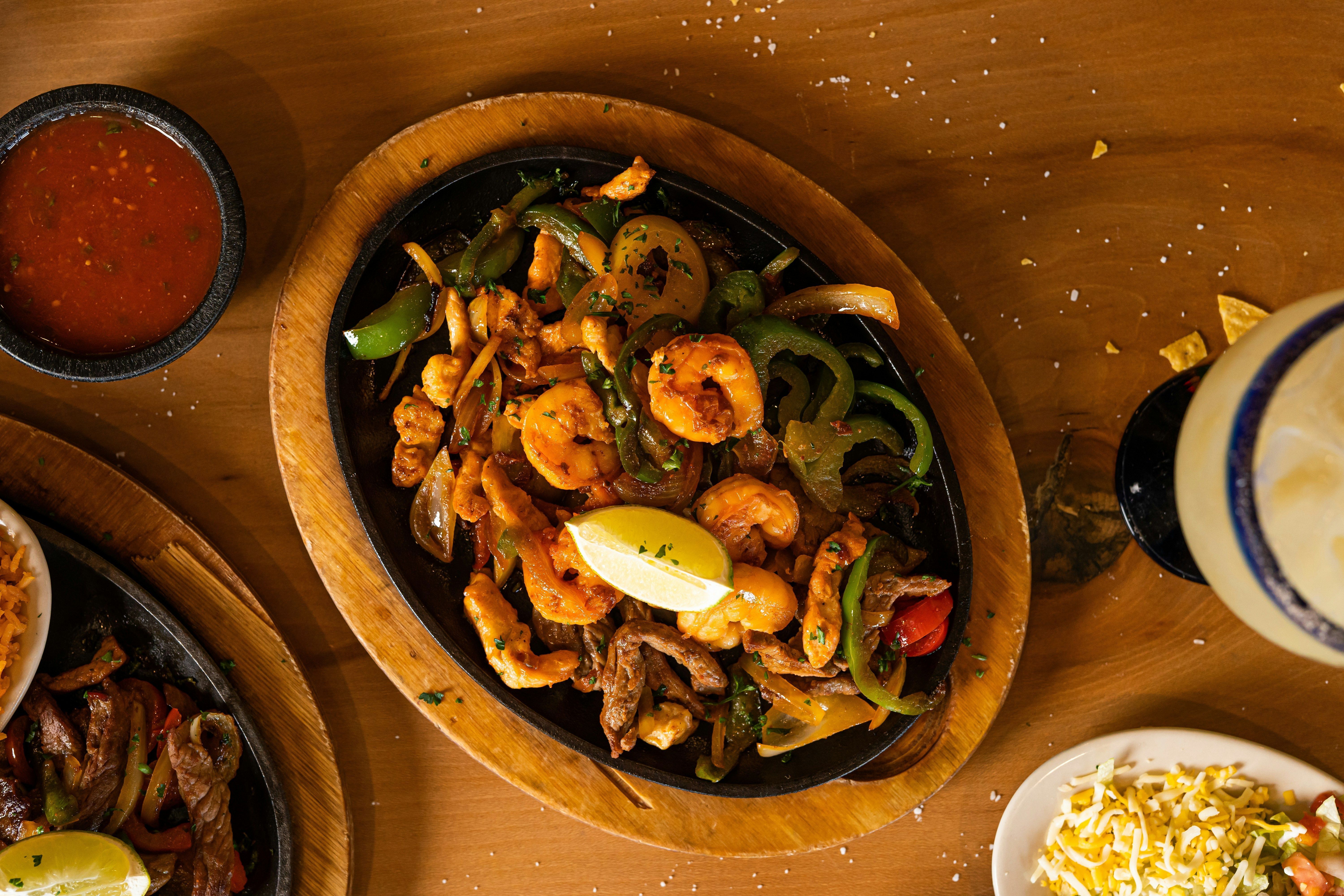 Em Houston, fajitas fazem parte da culinária Tex-Mex • Unsplash