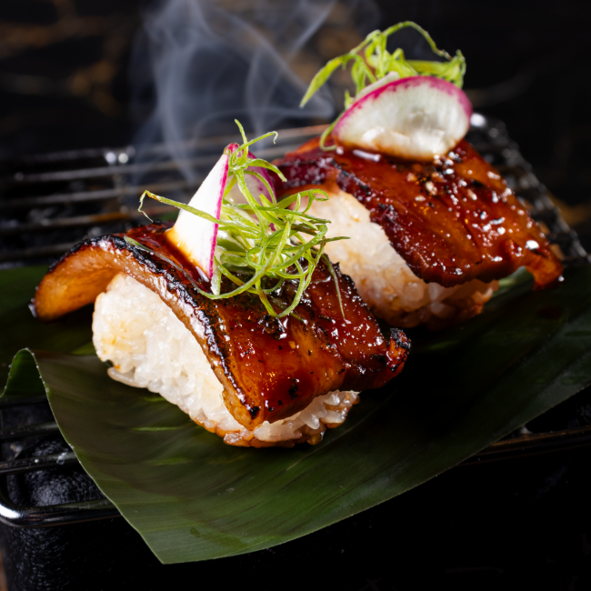 Miss Koh une influências da culinária tailandesa, japonesa e coreana • Matheus Querino