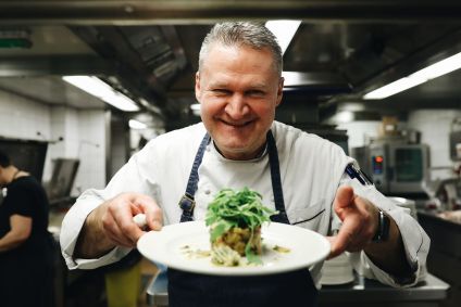 Chef László Csizmazia, de Budapeste