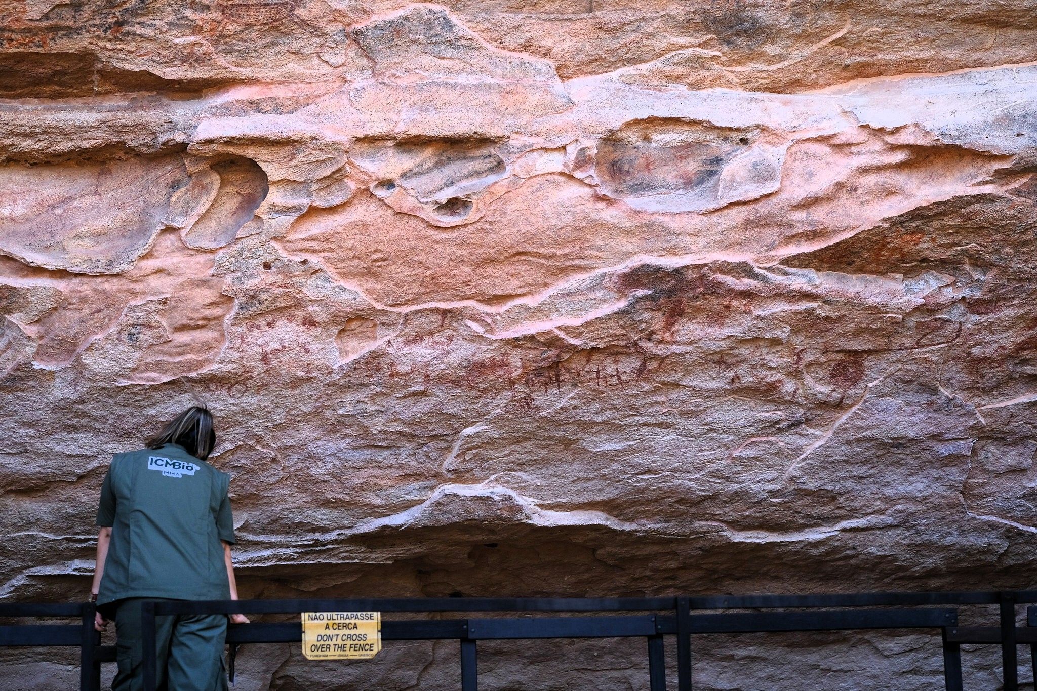 Arte rupestre no Parque Nacional da Serra da Capivara, no Piauí
