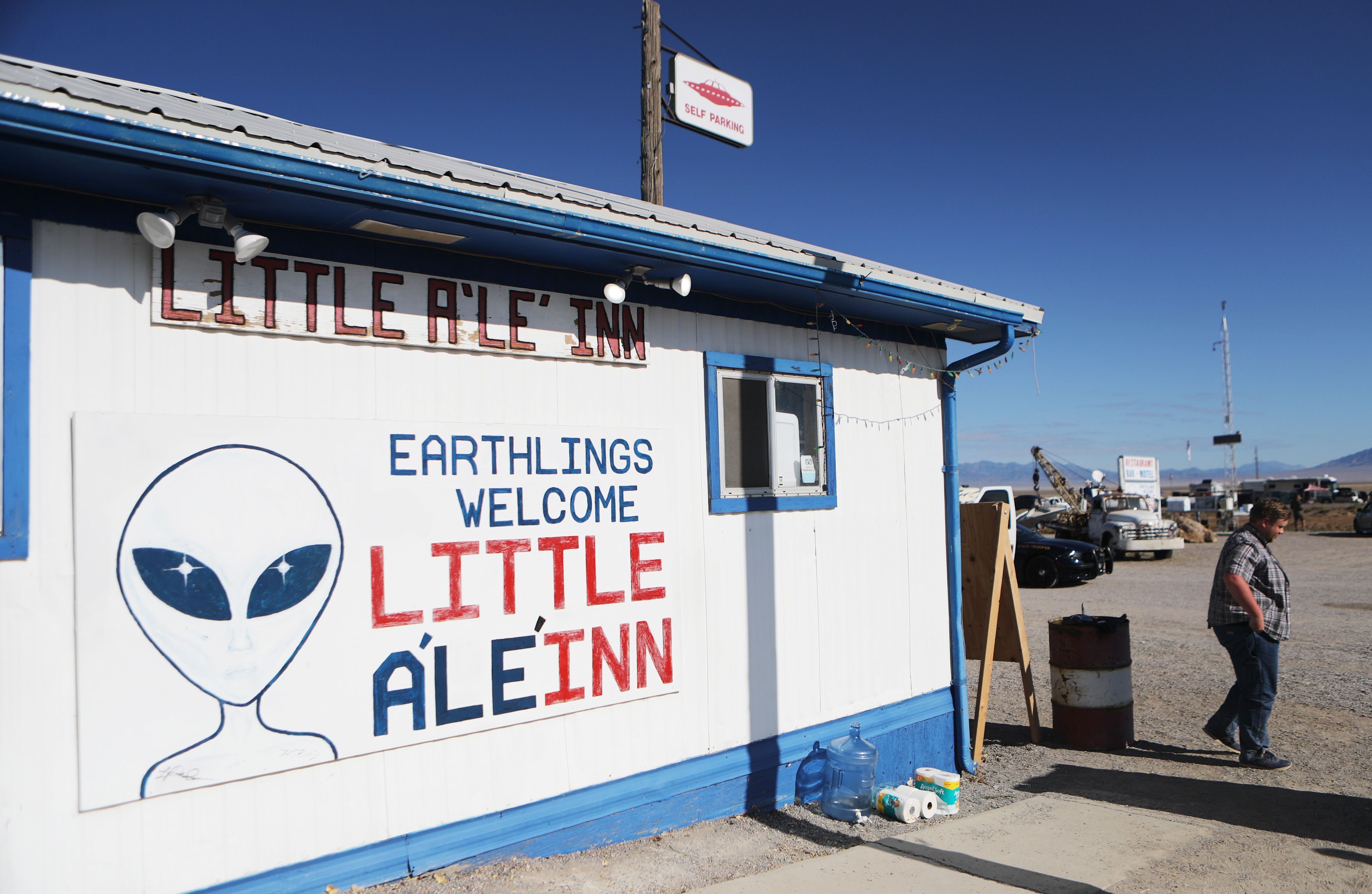 Bar Little A'Le'Inn, na Rodovia Extraterrestre, nos Estados Unidos • Mario Tama/Getty Images