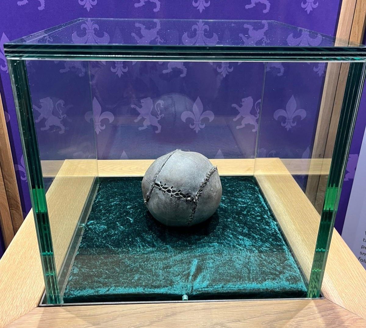 Bola de futebol mais antiga do mundo