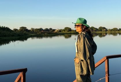 Daniela Filomeno no refúgio ecológico Caiman, no Pantanal, um dos símbolos de preservação e turismo do bioma