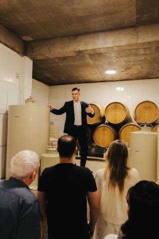 No coração de Porto Alegre, vinícola Ruiz Gastaldo recebe visitantes para experiências em torno do vinho • Divulgação