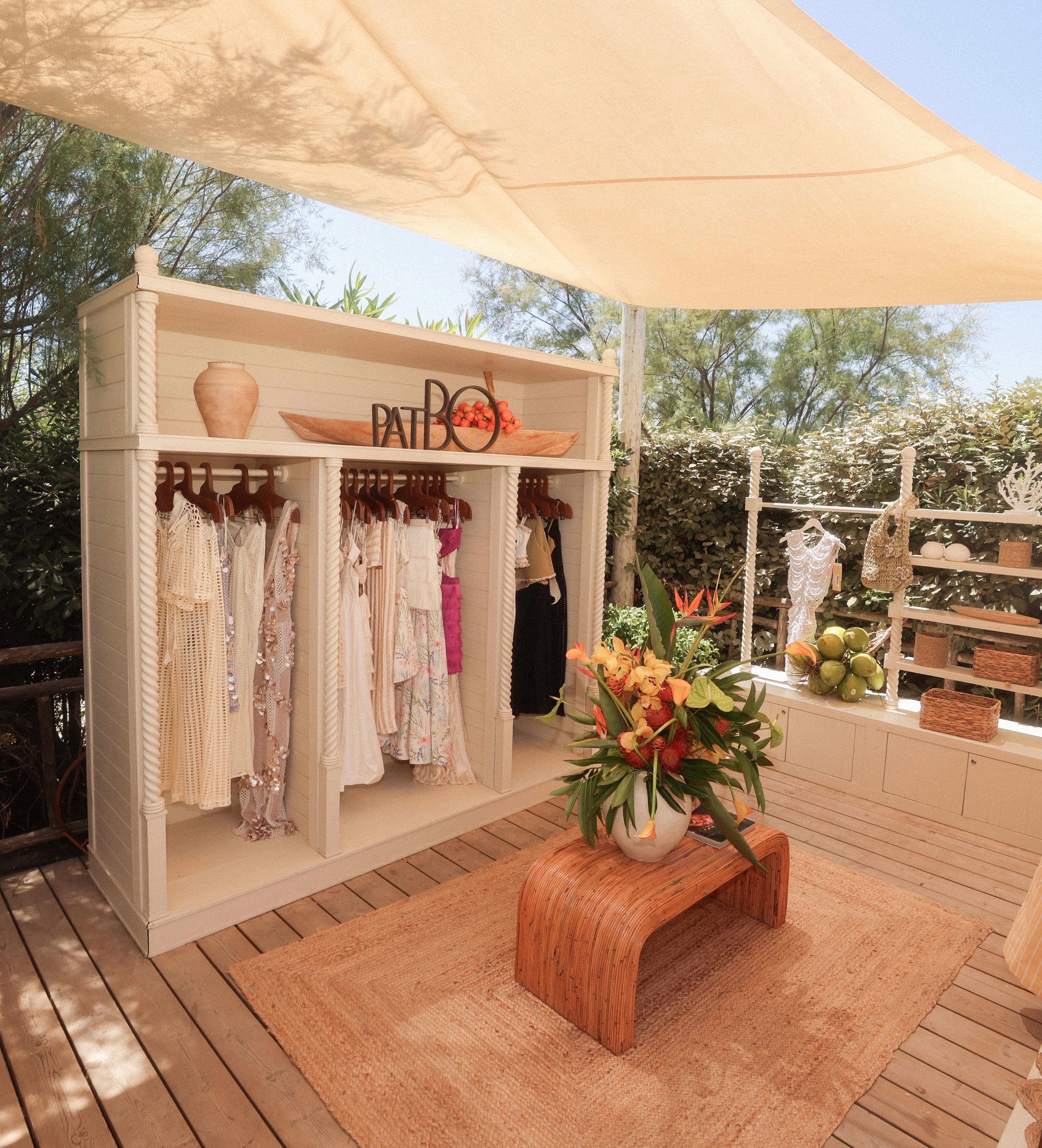 Loja pop-up da PatBo no LouLou Ramatuelle, na Riviera Francesa • Divulgação