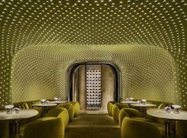 No arranha-céu The Henderson, em Hong Kong, Peridot chama a atenção pelo projeto futurista • © Henderson Land/Prix Versailles
