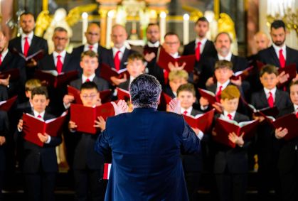 Coro da Capela Sistina faz turnê inédita pelo Brasil com concertos gratuito