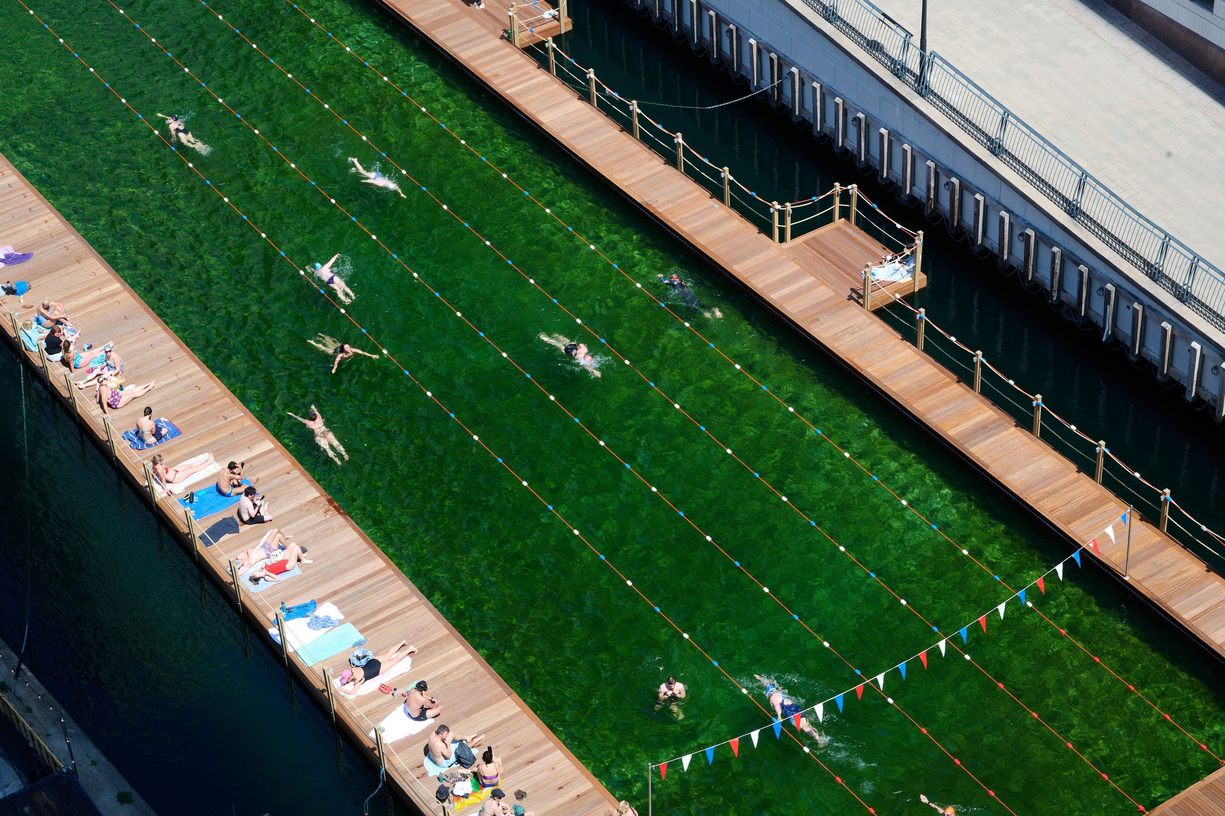 Sea Lanes Canary Wharf