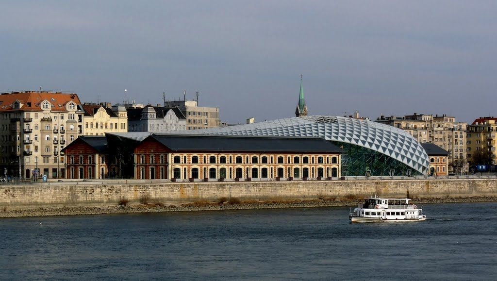 Bálna, o edifício da "baleia" de Budapeste • Omnius/Wikimedia Commons/CC BY-SA 4.0