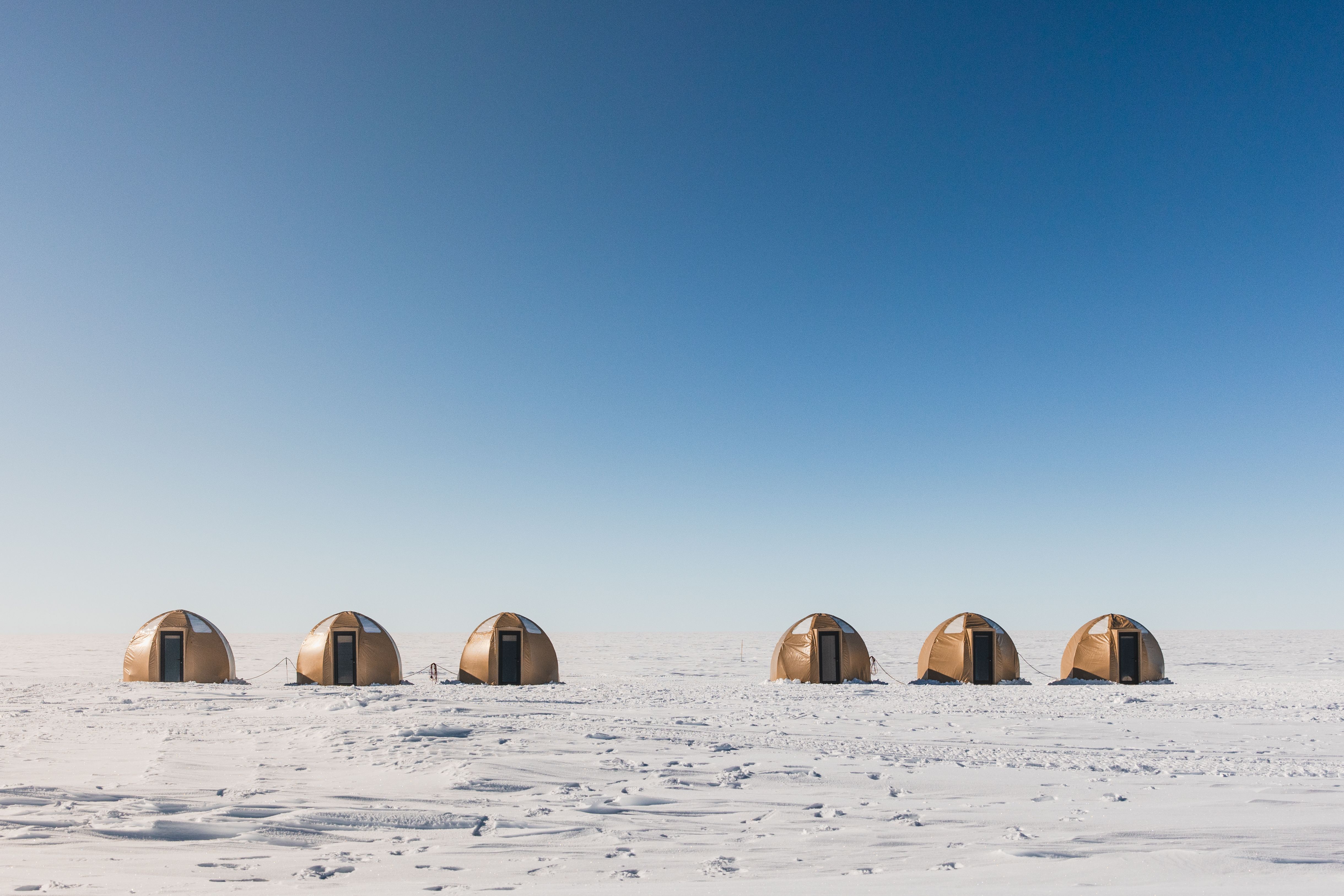 White Desert propõe uma hospedagem exclusiva na Antártida, levando o conceito de glamping de luxo ao extremo • Cortesia de White Desert