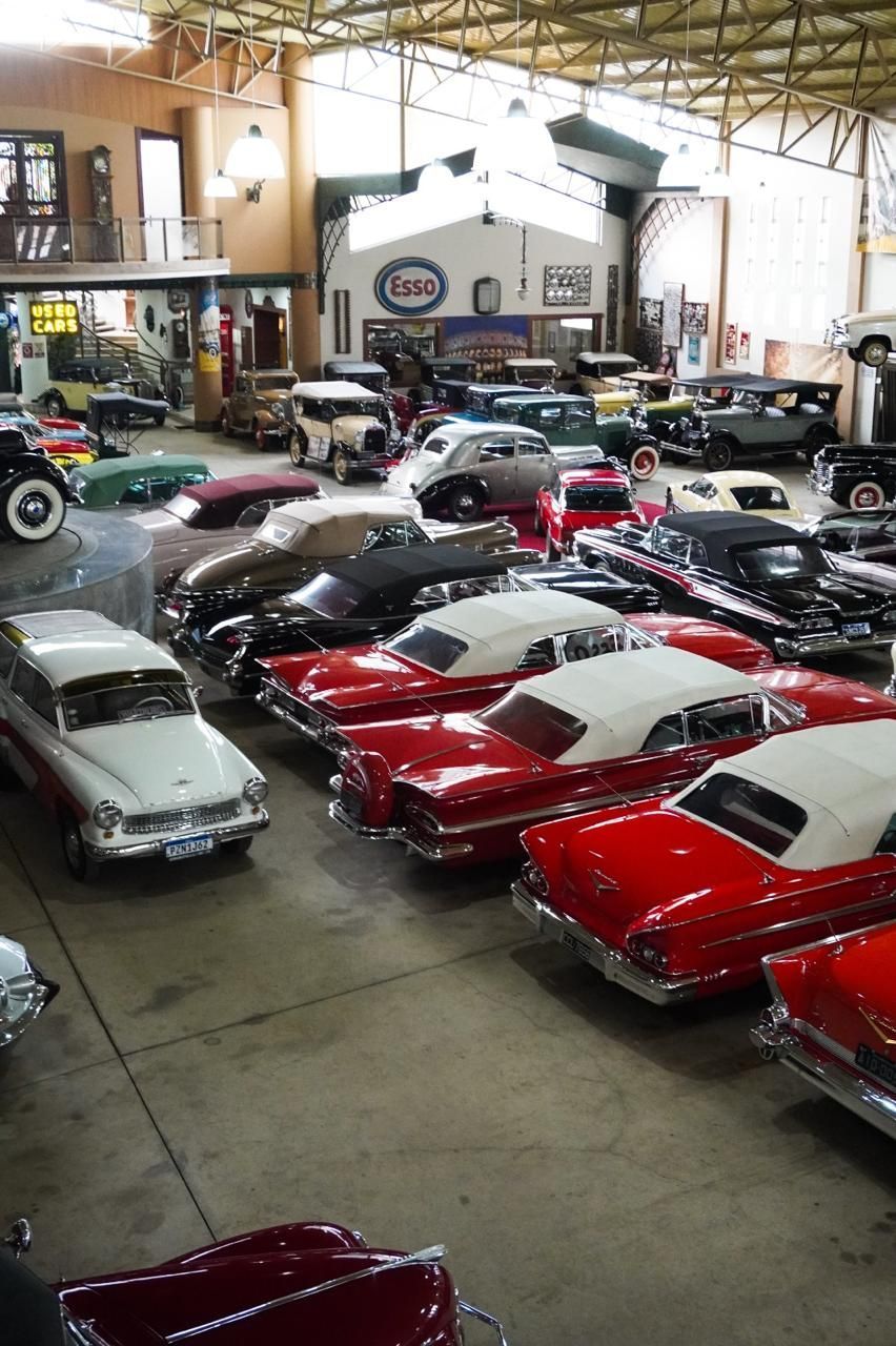 Garagem do Automóvel tem um acervo com mais de 150 carros • Divulgação/Garagem do Automóvel
