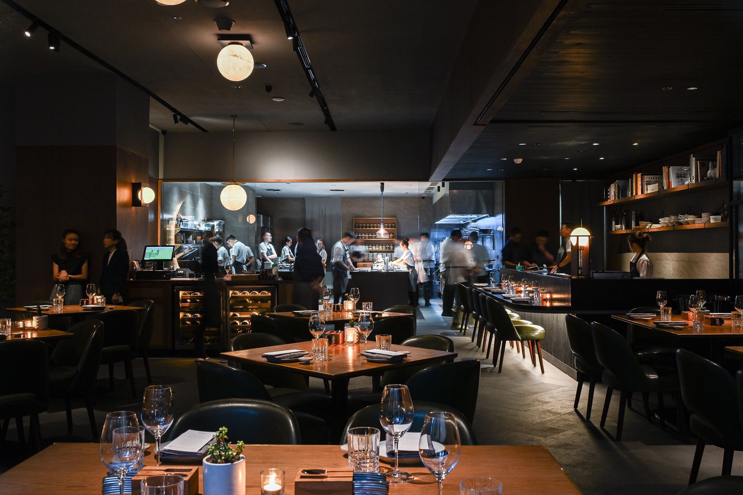 O August é um dos poucos restaurantes indonésios a alcançar reconhecimento internacional, ficando em 42º lugar no Asia's 50 Best Restaurants 2026 • Courtesia August, Jakarta via CNN Newsource
