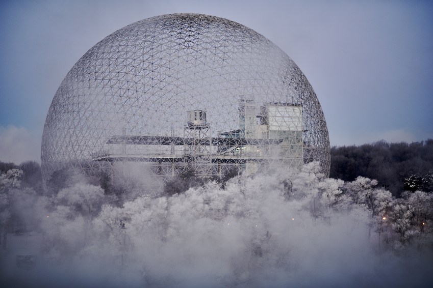 Localizado em uma esfera, o Biosphère é um museu dedicado ao meio ambiente • Espace pour la vie/Richard St-Jean